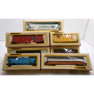 Vintage Bachmann HO Scale Freight Train Lot 5 USED in Box Cars